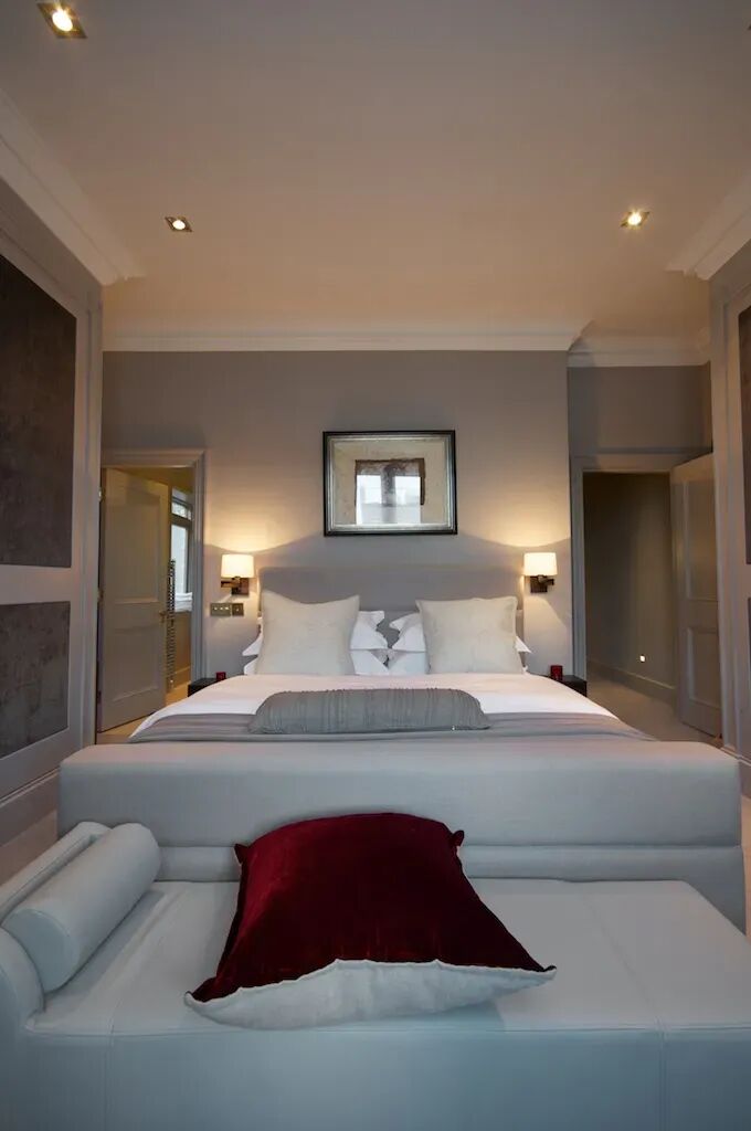 Cadogan Corner Gallary Image 3