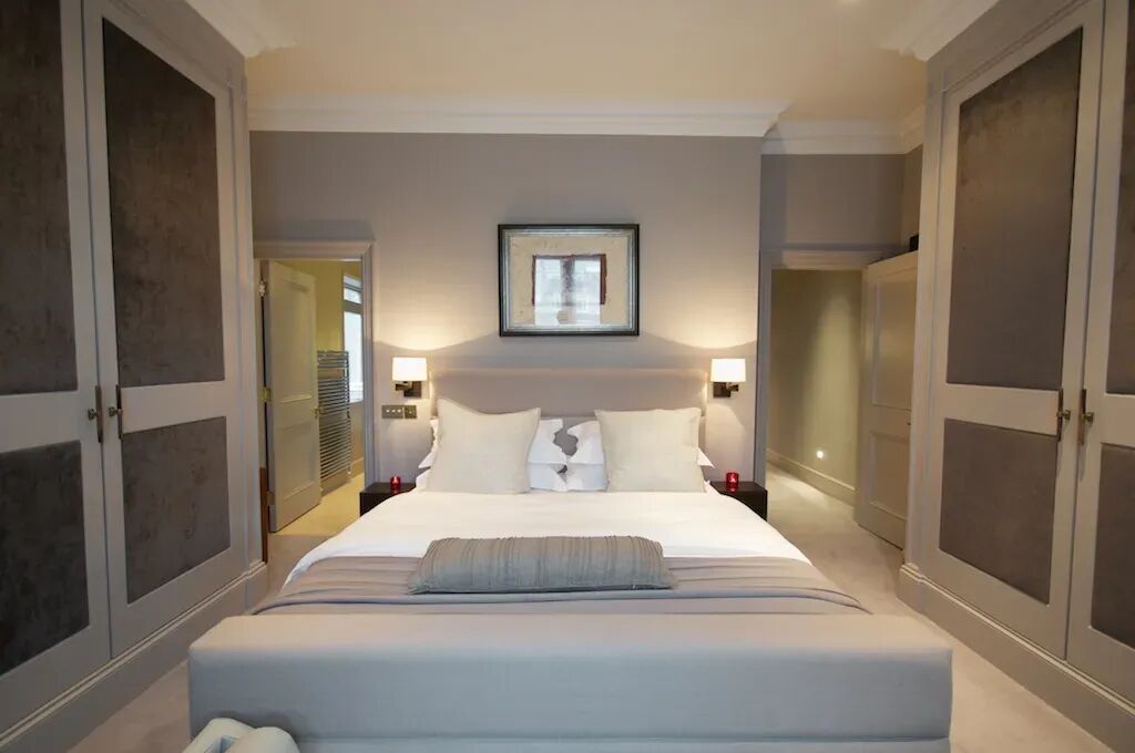 Cadogan Corner Gallary Image 2