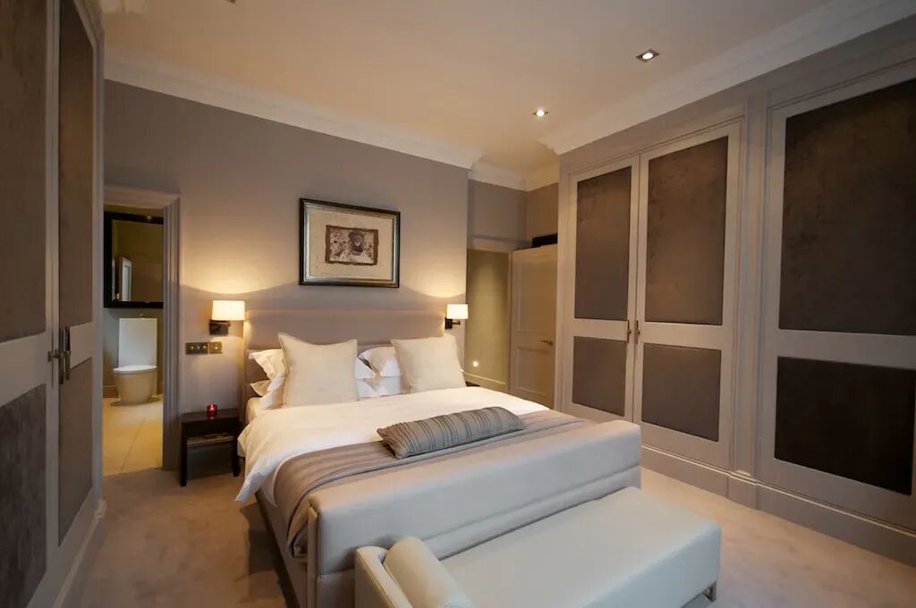 Cadogan Corner Gallary Image 3