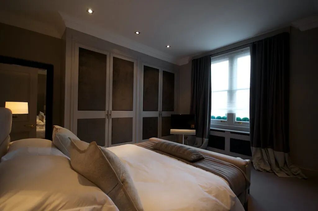 Cadogan Corner Gallary Image 2