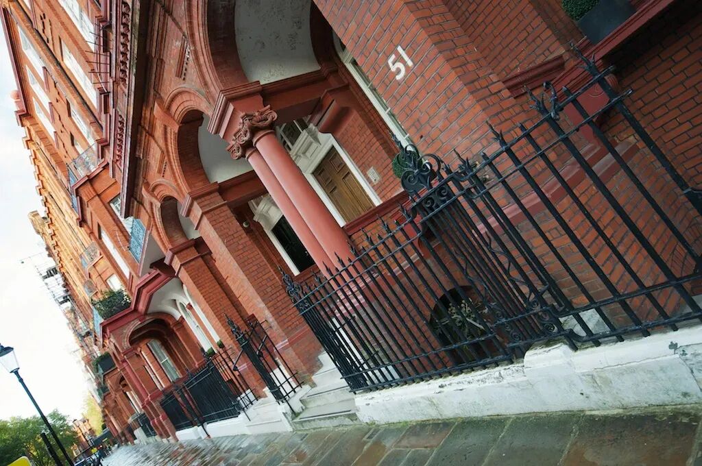 Cadogan Corner Gallary Image 1