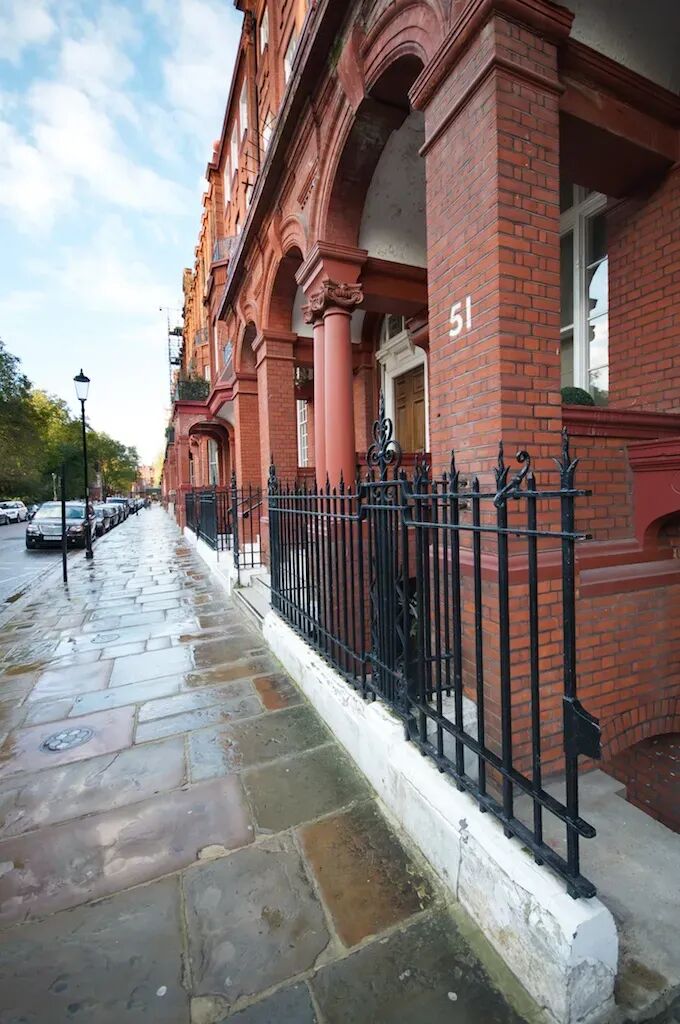 Cadogan Corner Gallary Image 2