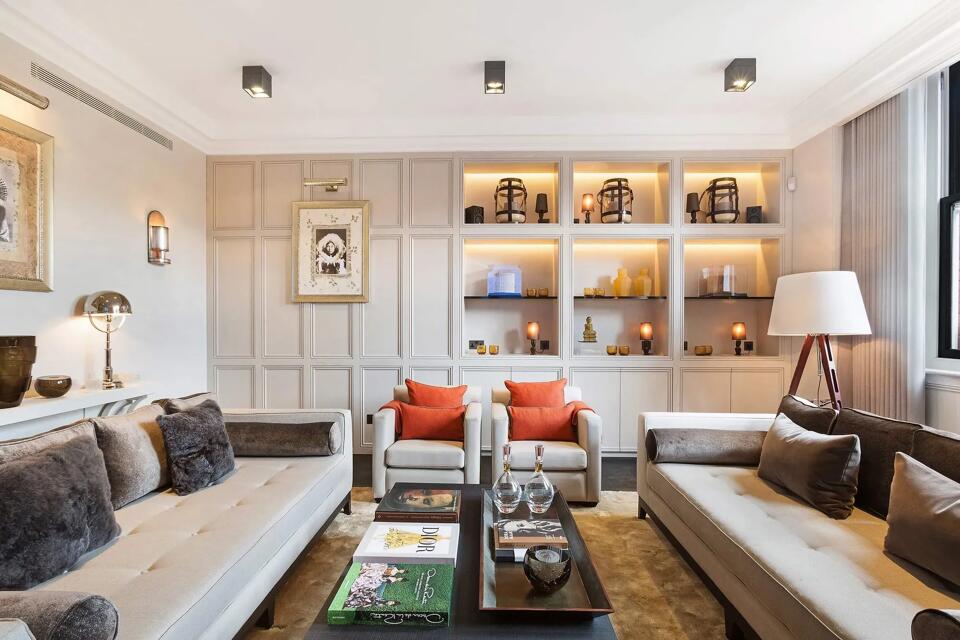 Checkmate Knightsbridge Gallery Image 1