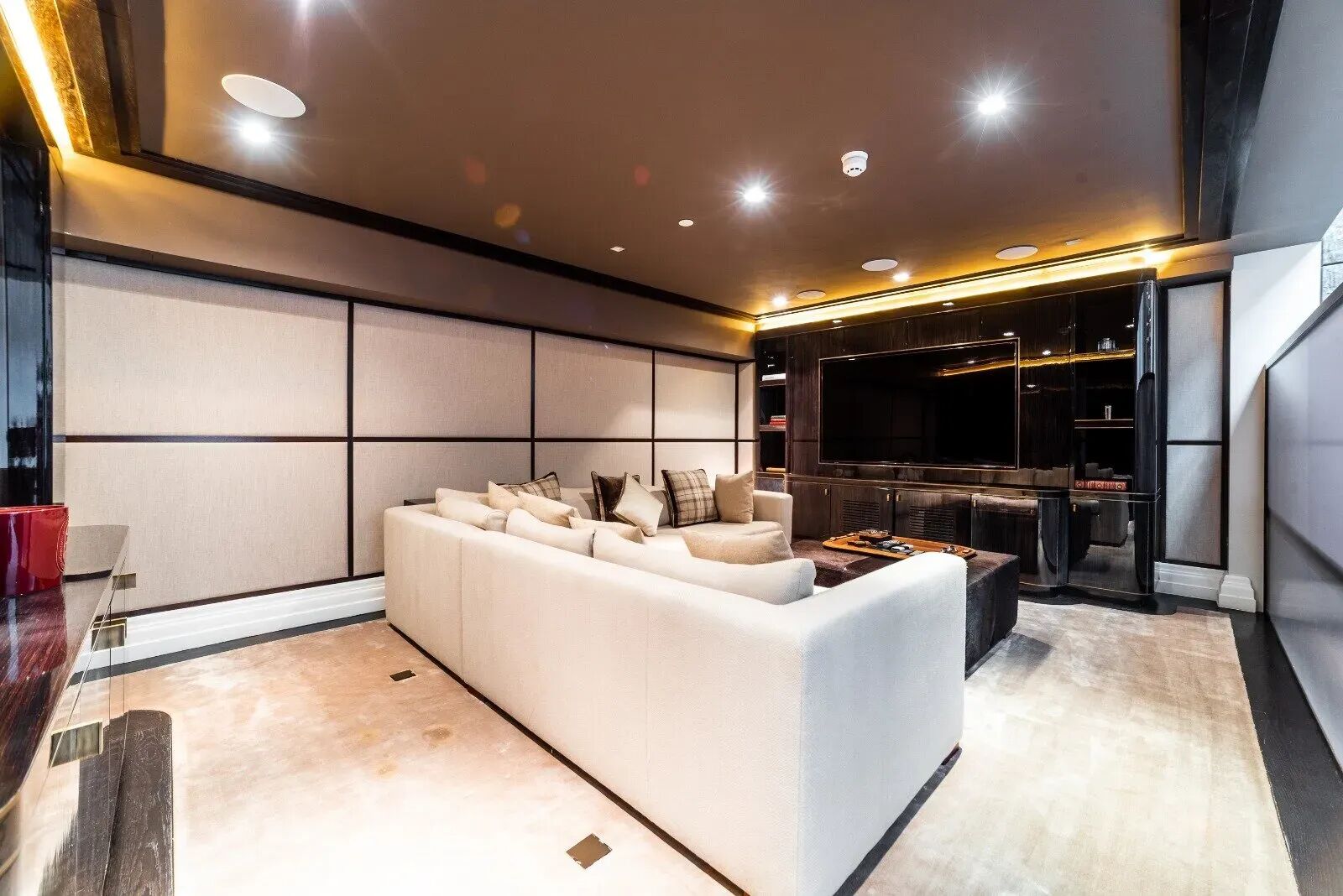 knightsbridge-tales-image-5