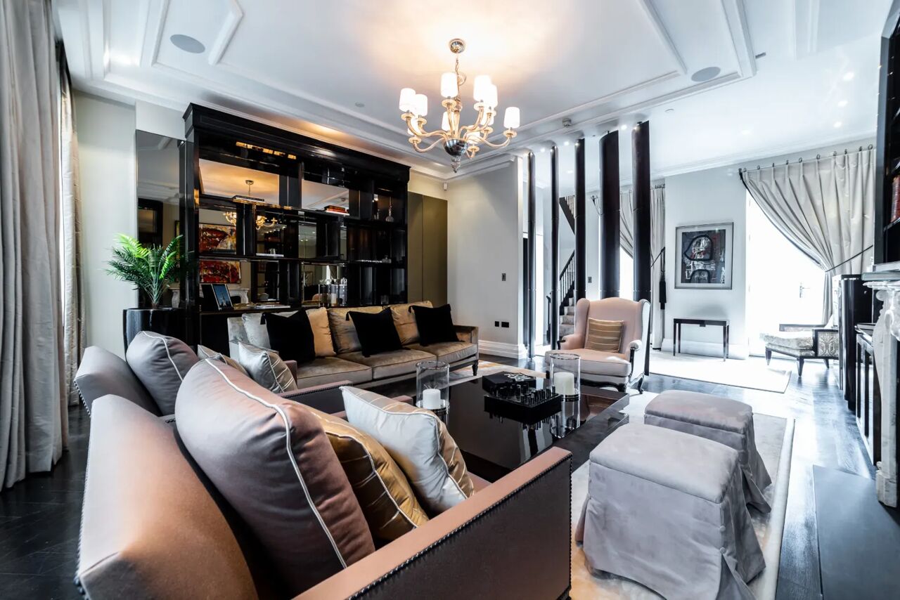knightsbridge-tales-image-2