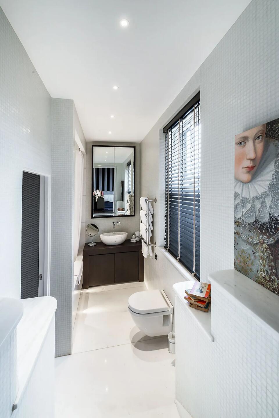 Redbrick Road Gallery Image 1
