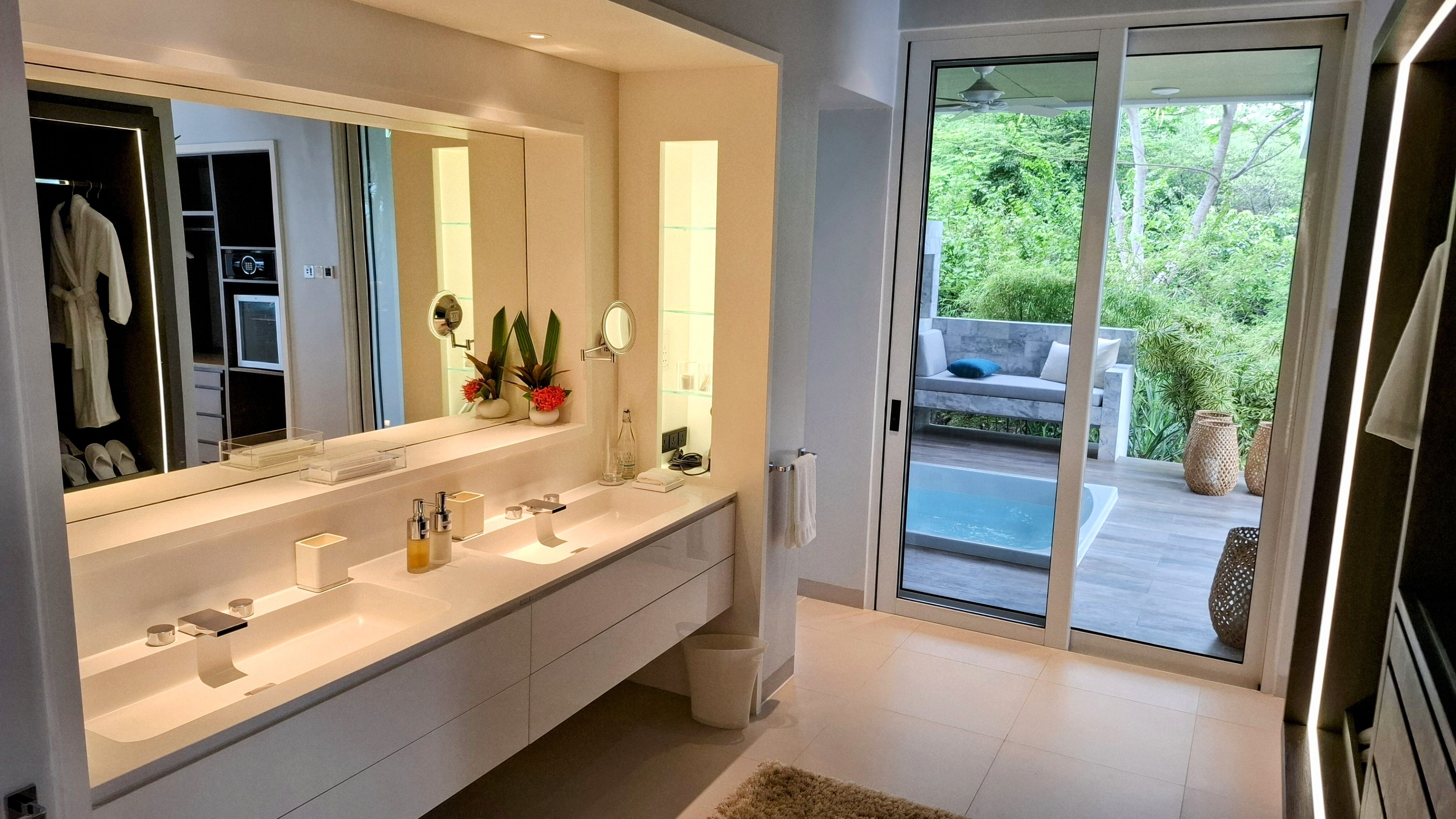 Hideaway Private Island Villa Gallary Image 2