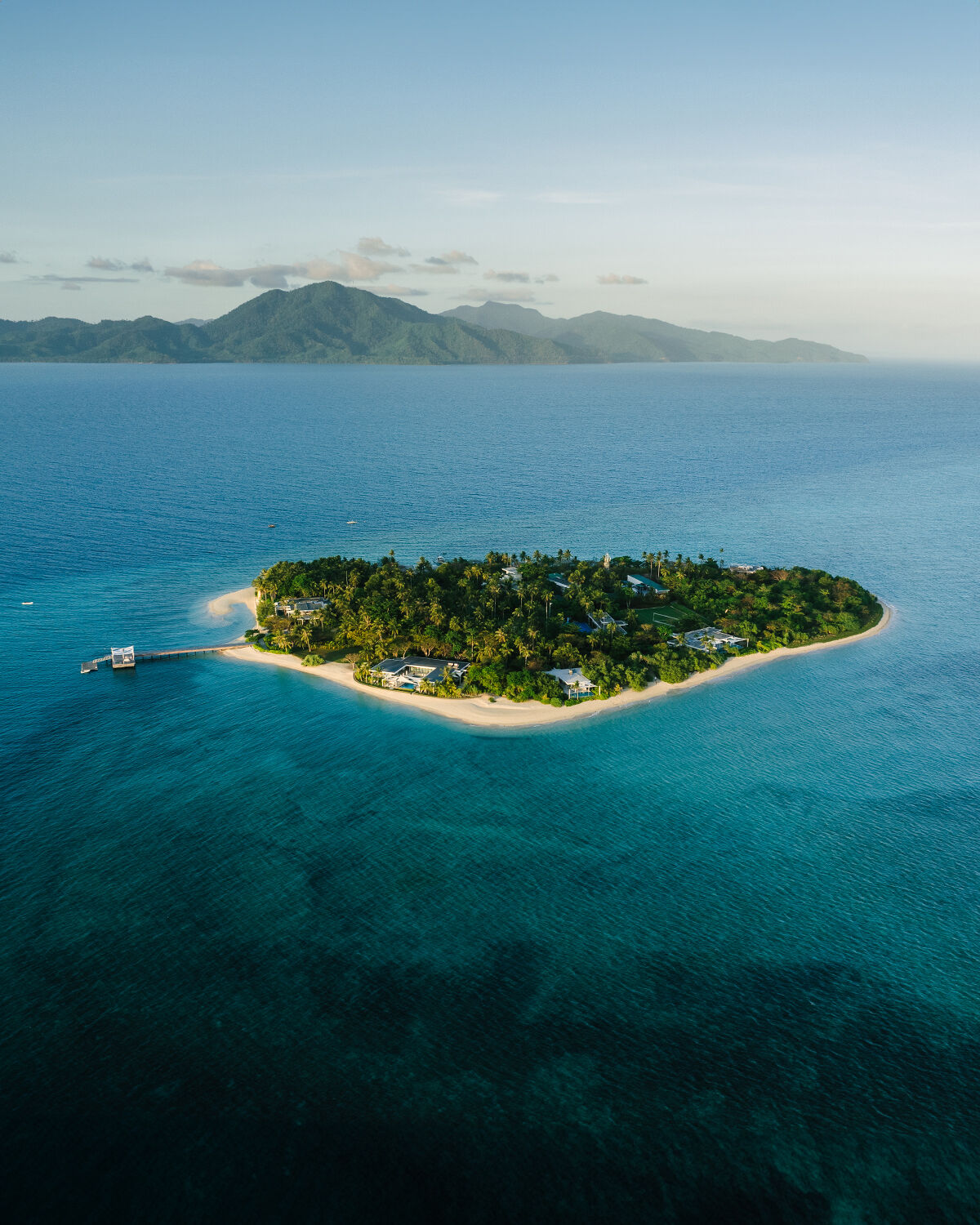 Luxurious Private Island Villa Gallary Image 3