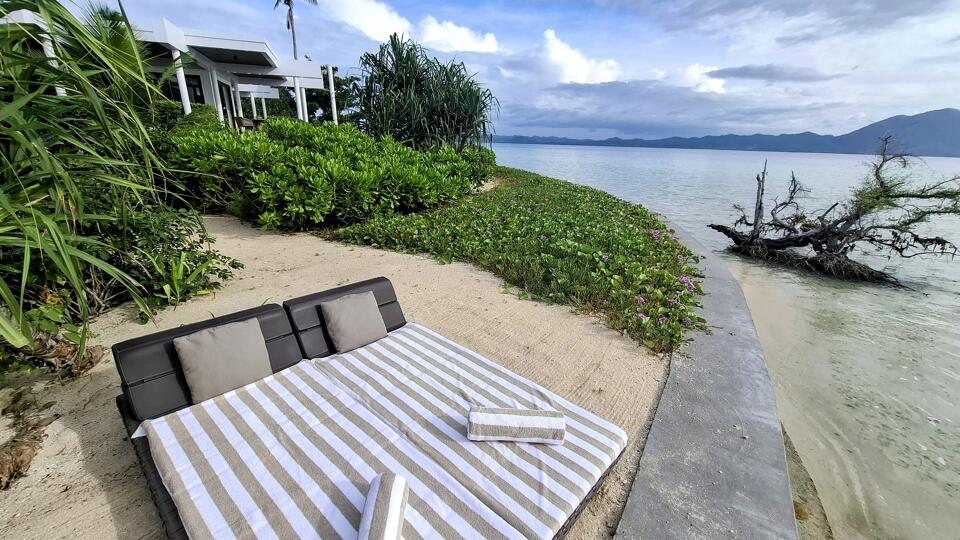 Serene Couples Private Island Escape Gallery Image 4