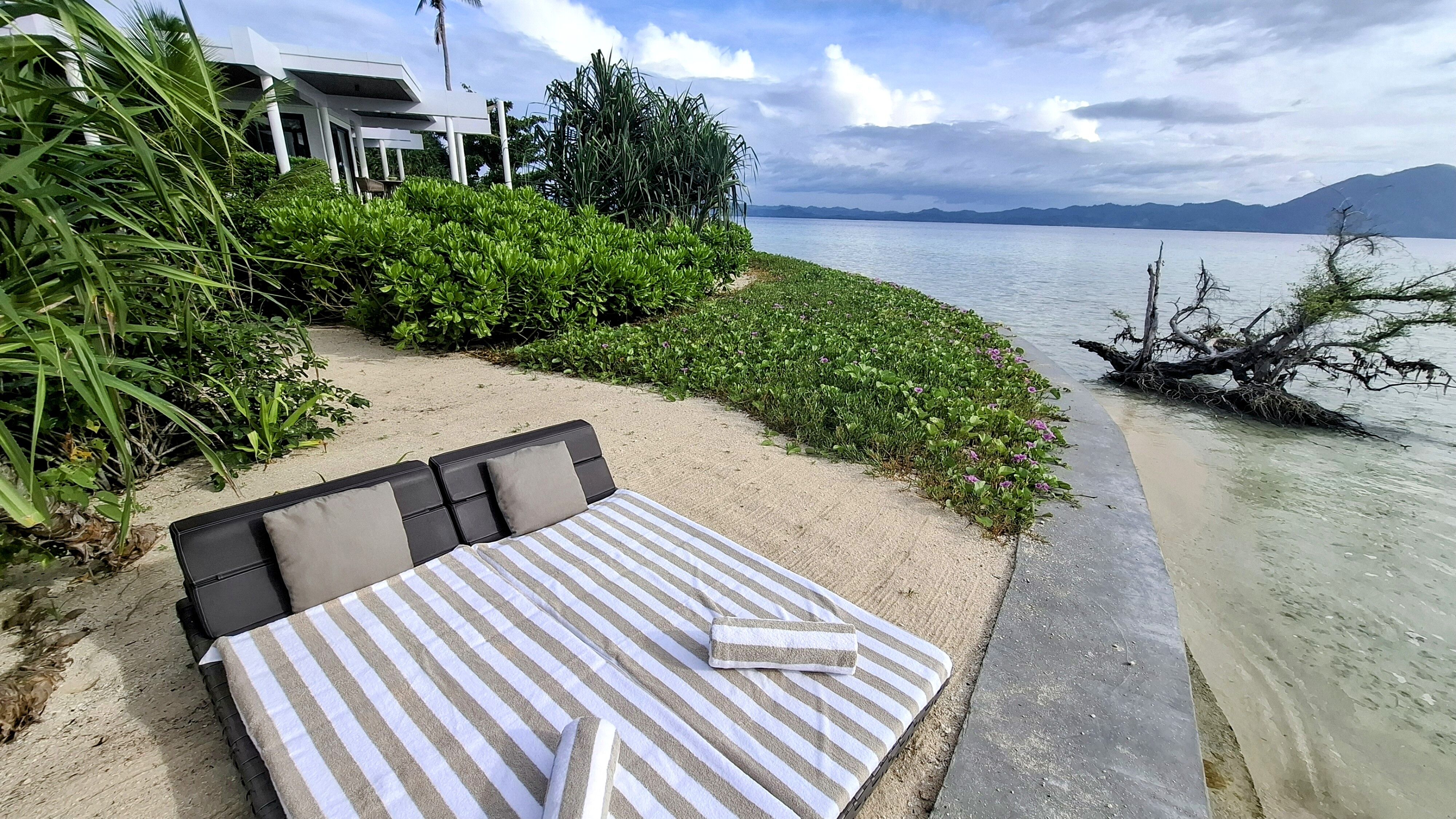 Serene Couples Private Island Escape Gallary Image 4