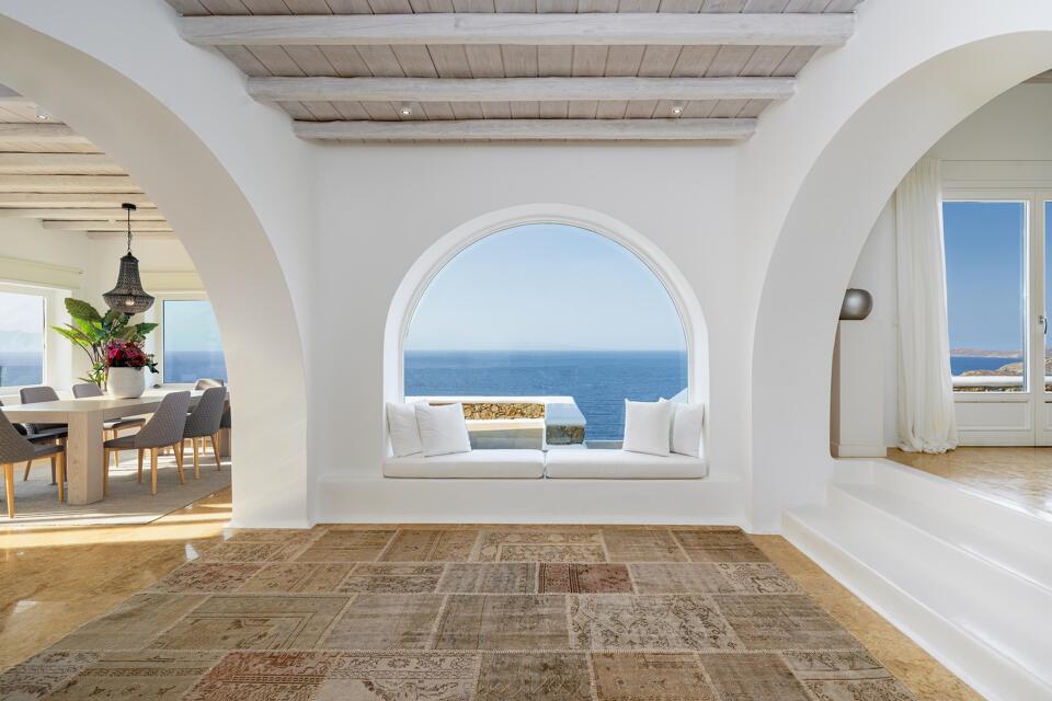 Carmina Gallery Image 6