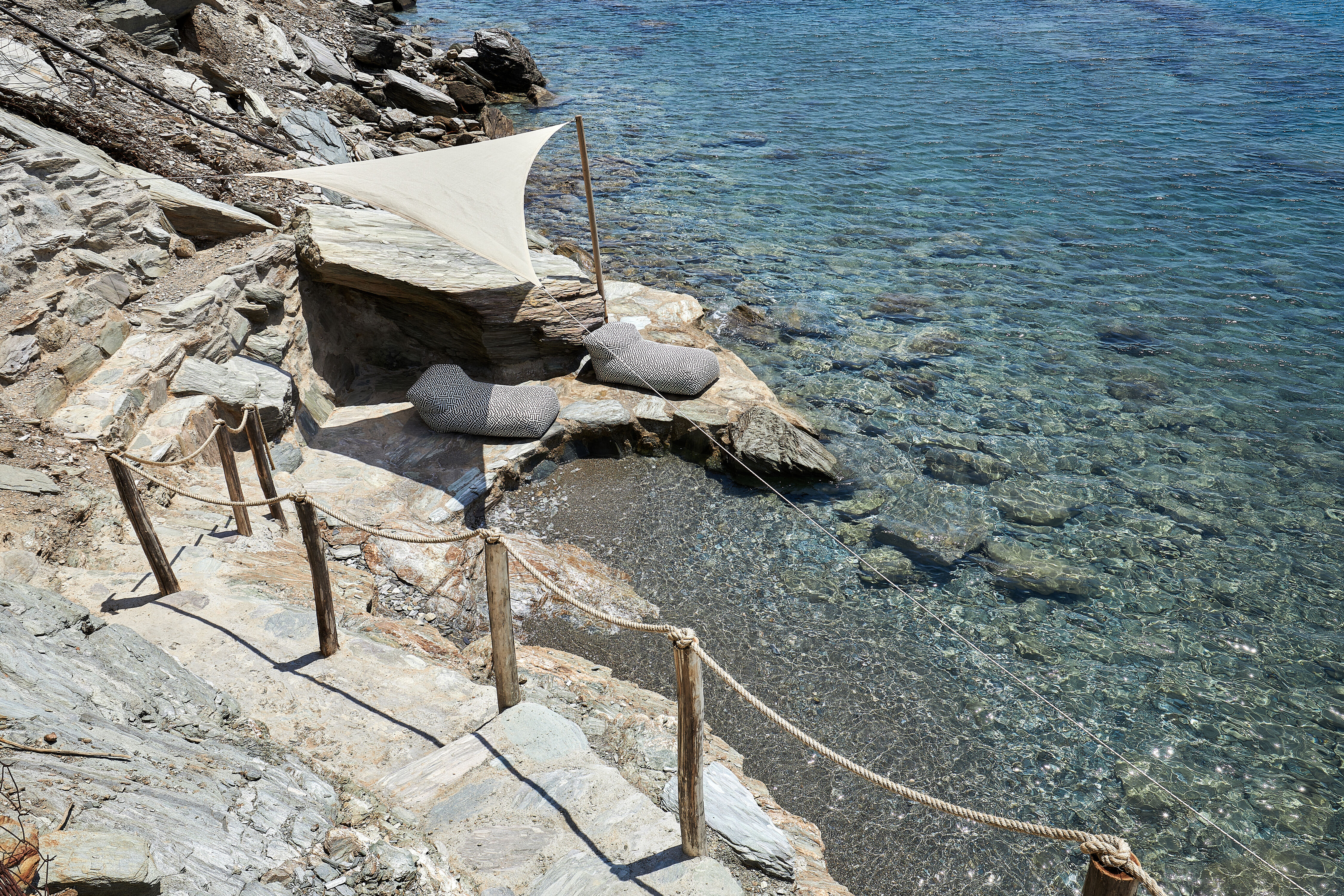 Epavli Gallary Image 6