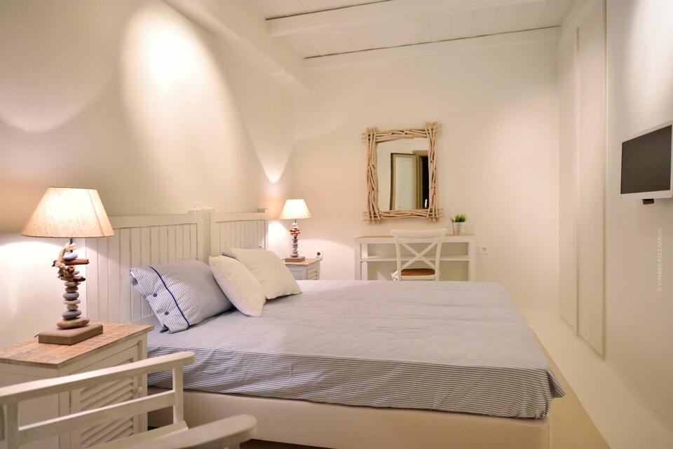 Erato Gallery Image 2