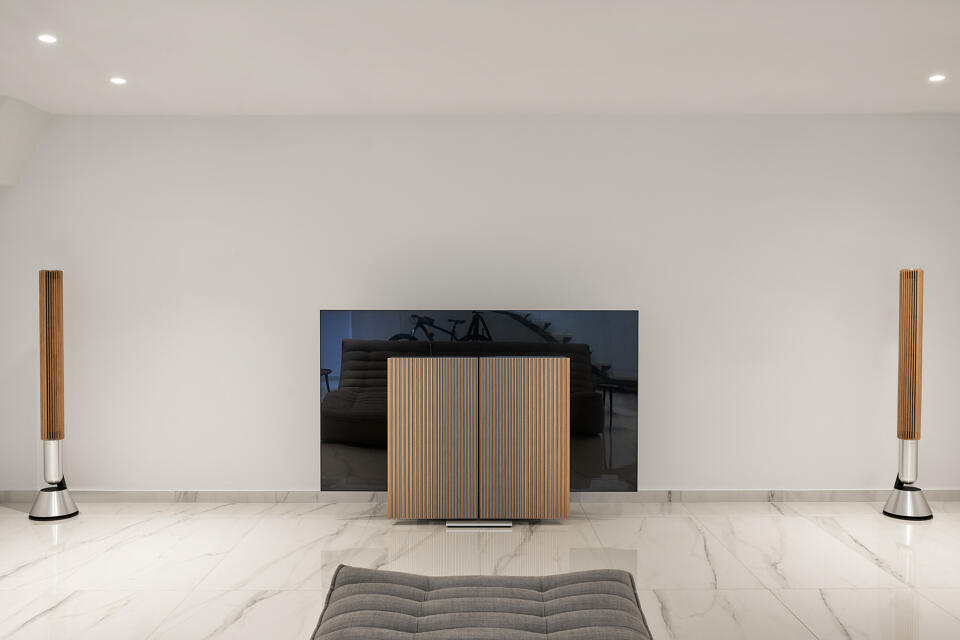 Ismene Gallery Image 5