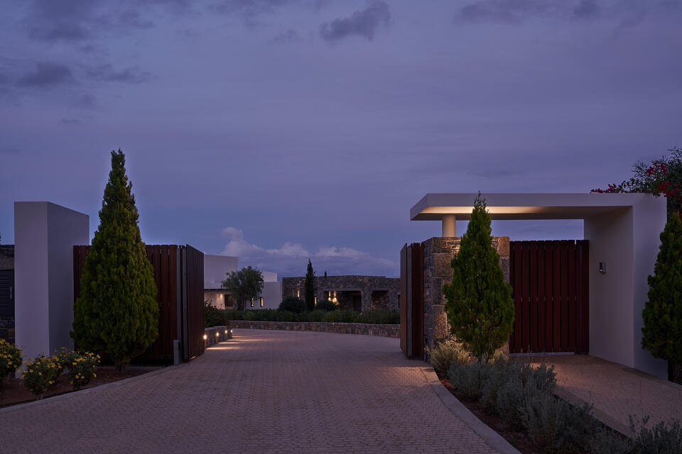 Ismene Gallery Image 3
