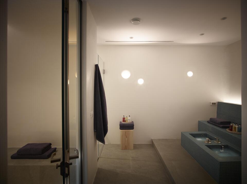 Nina Gallery Image 4