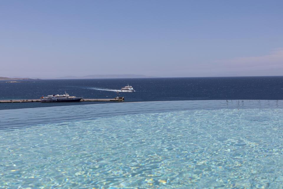 Themis Gallery Image 1