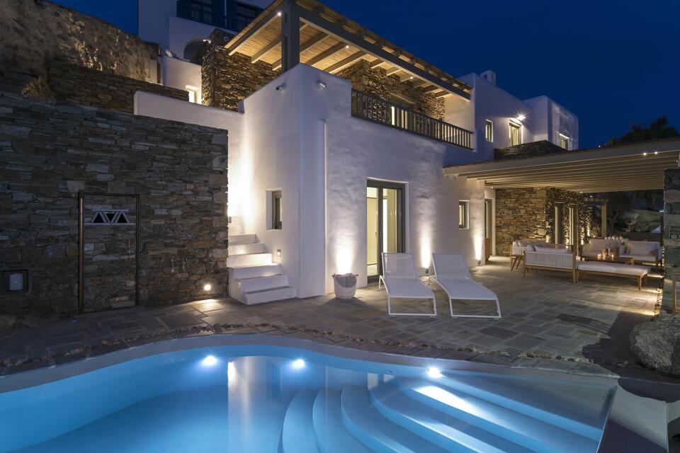 Themis Gallery Image 3