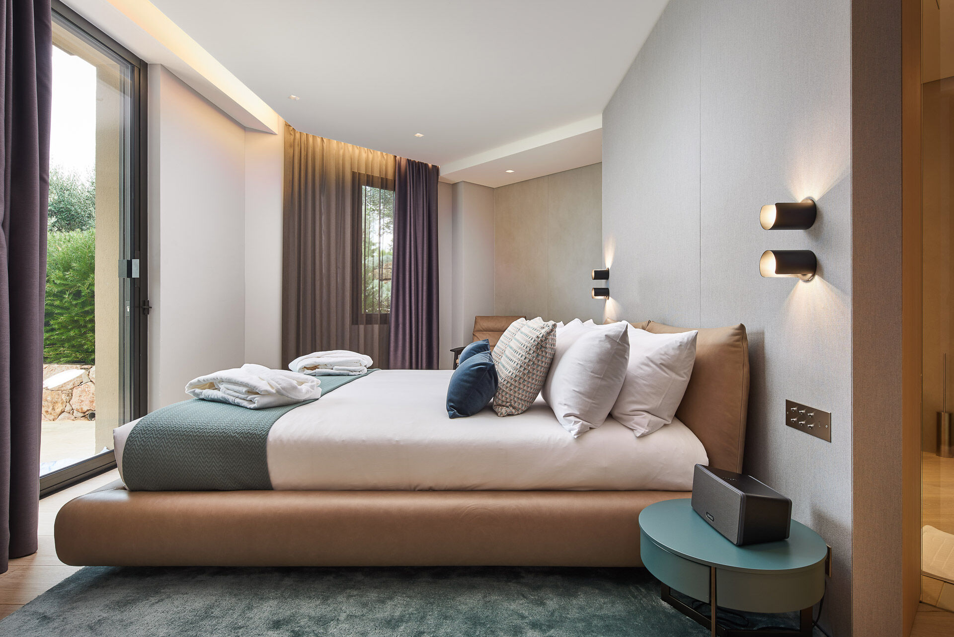 L'ansa Gallary Image 3