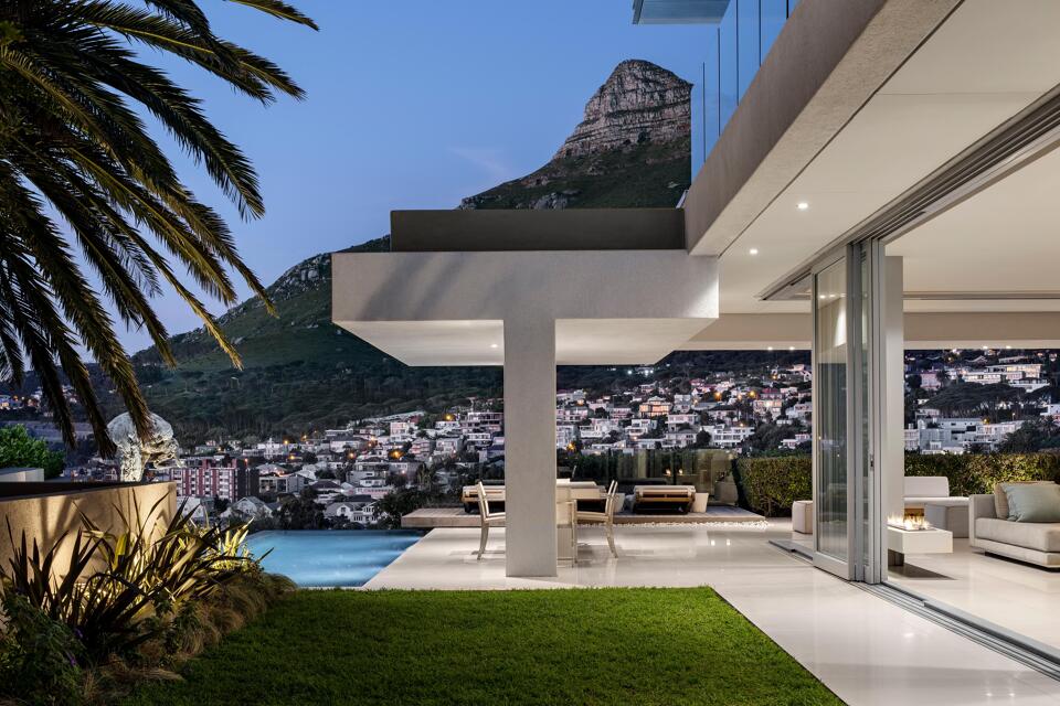 Villa 008 Gallery Image 1