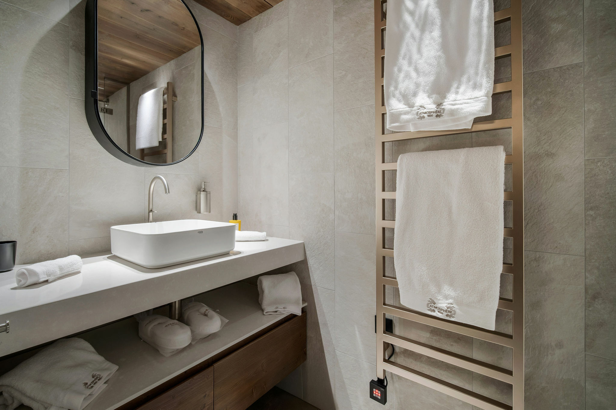 Apartment Atmosphere - 102 Gallery Image 6