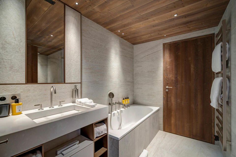 Apartment Atmosphere - 201 Gallery Image 5