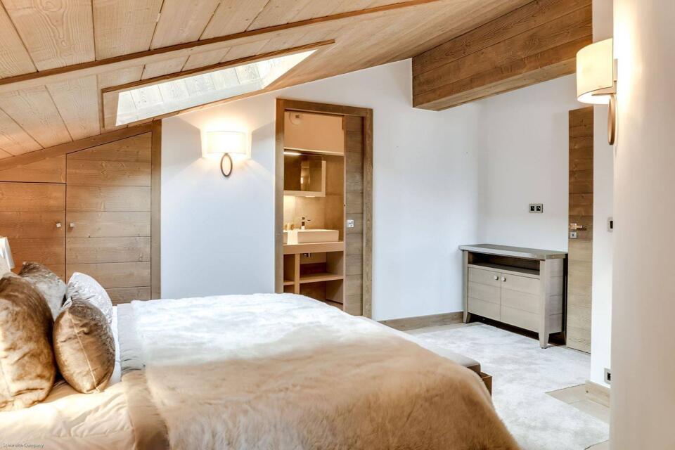 Apartment Carre Blanc 250 Gallery Image 3