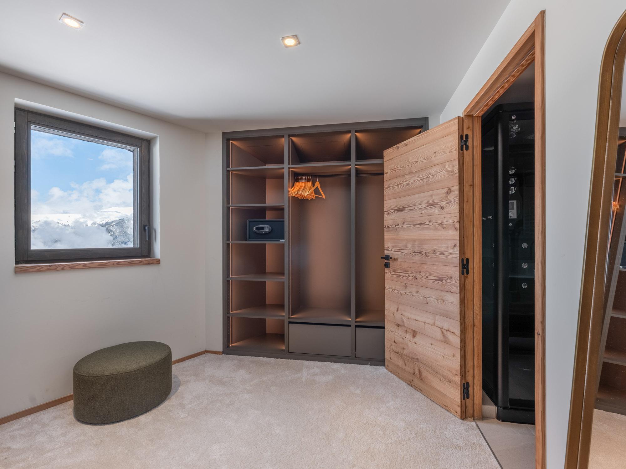 Apartment Mistero Gallery Image 1