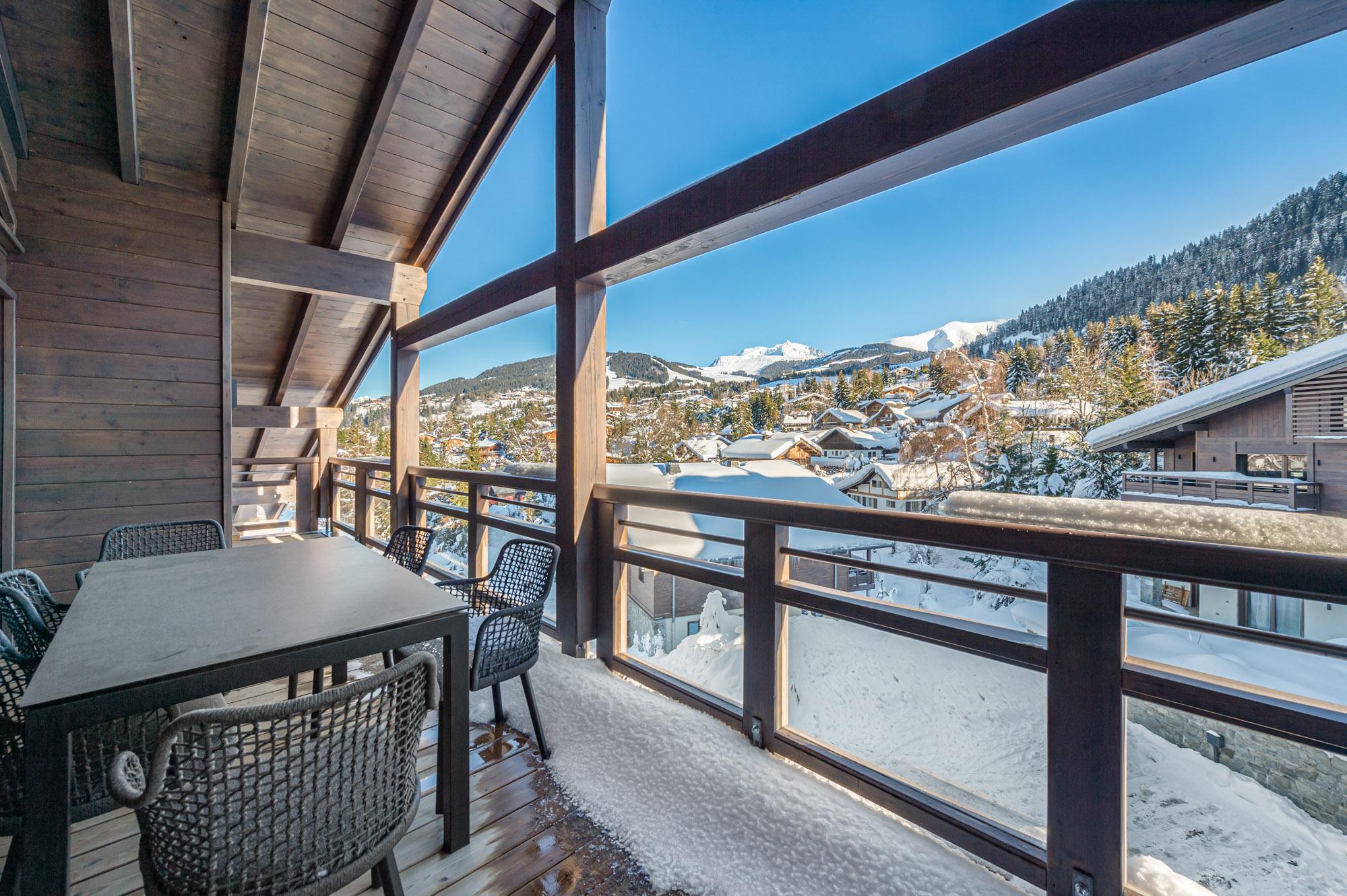 apartment-stallion-penthouse-d22-image-9