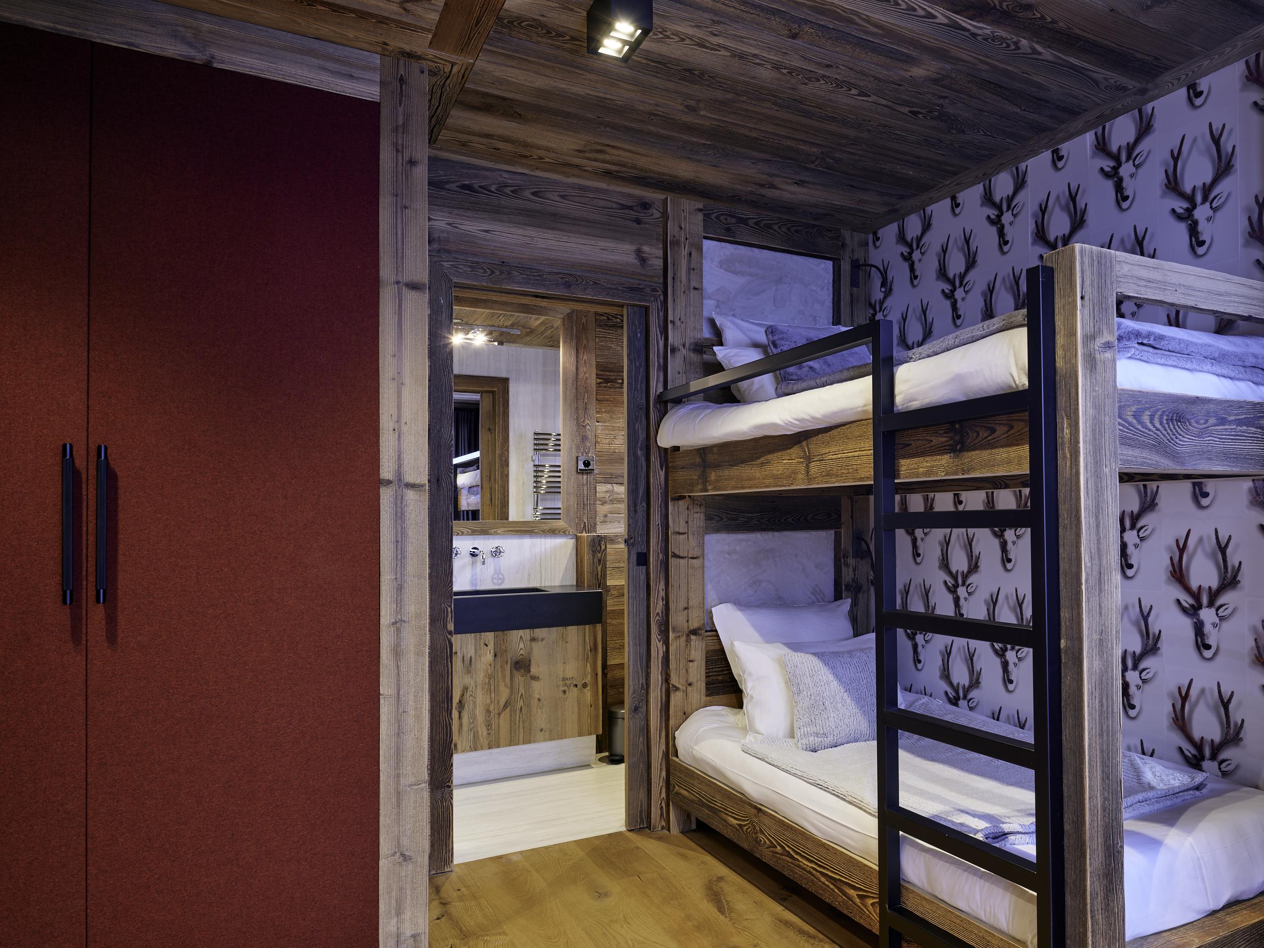 Chalet Apollo Gallery Image 1