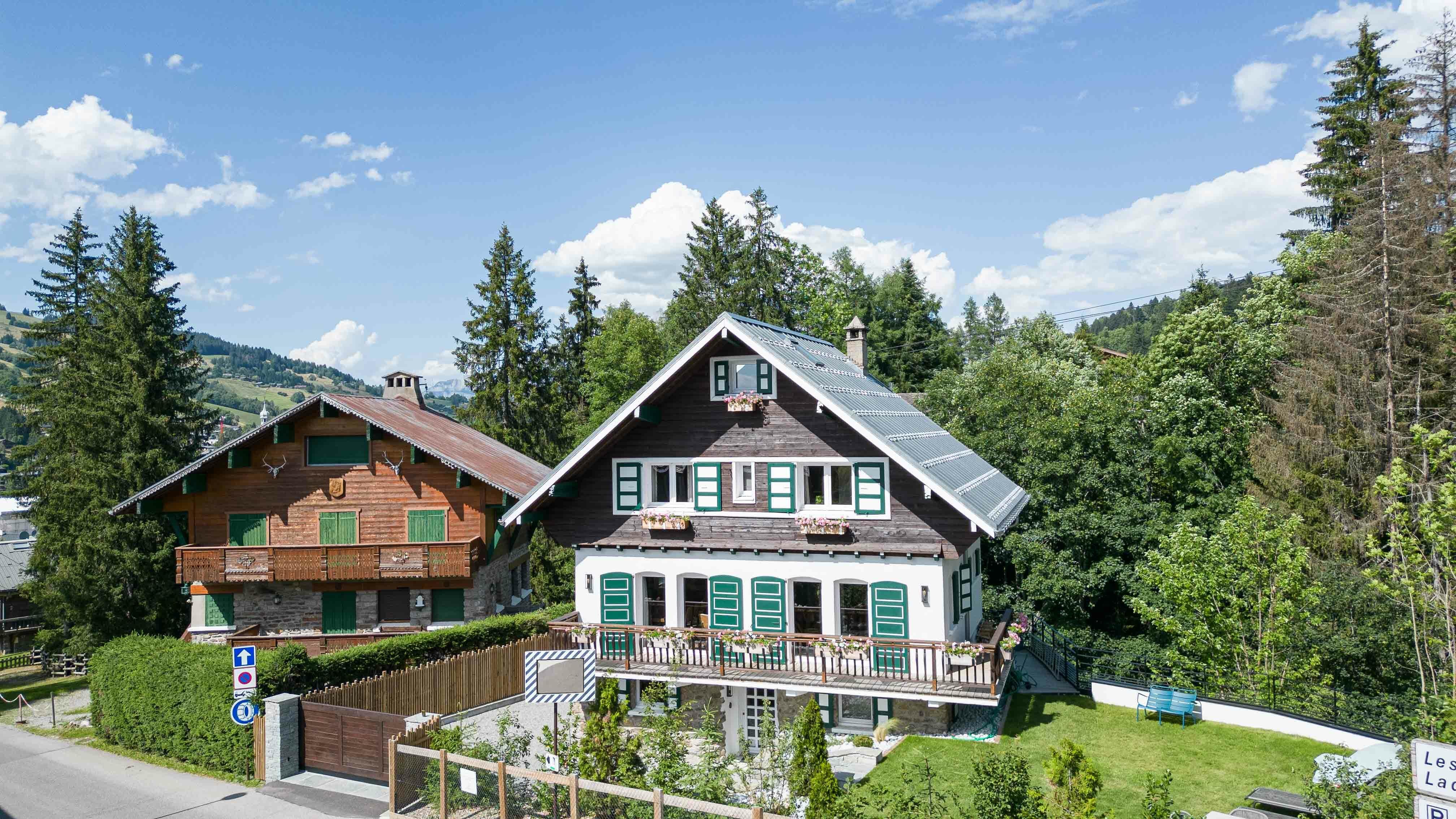 Chalet Bellavia Gallery Image 1