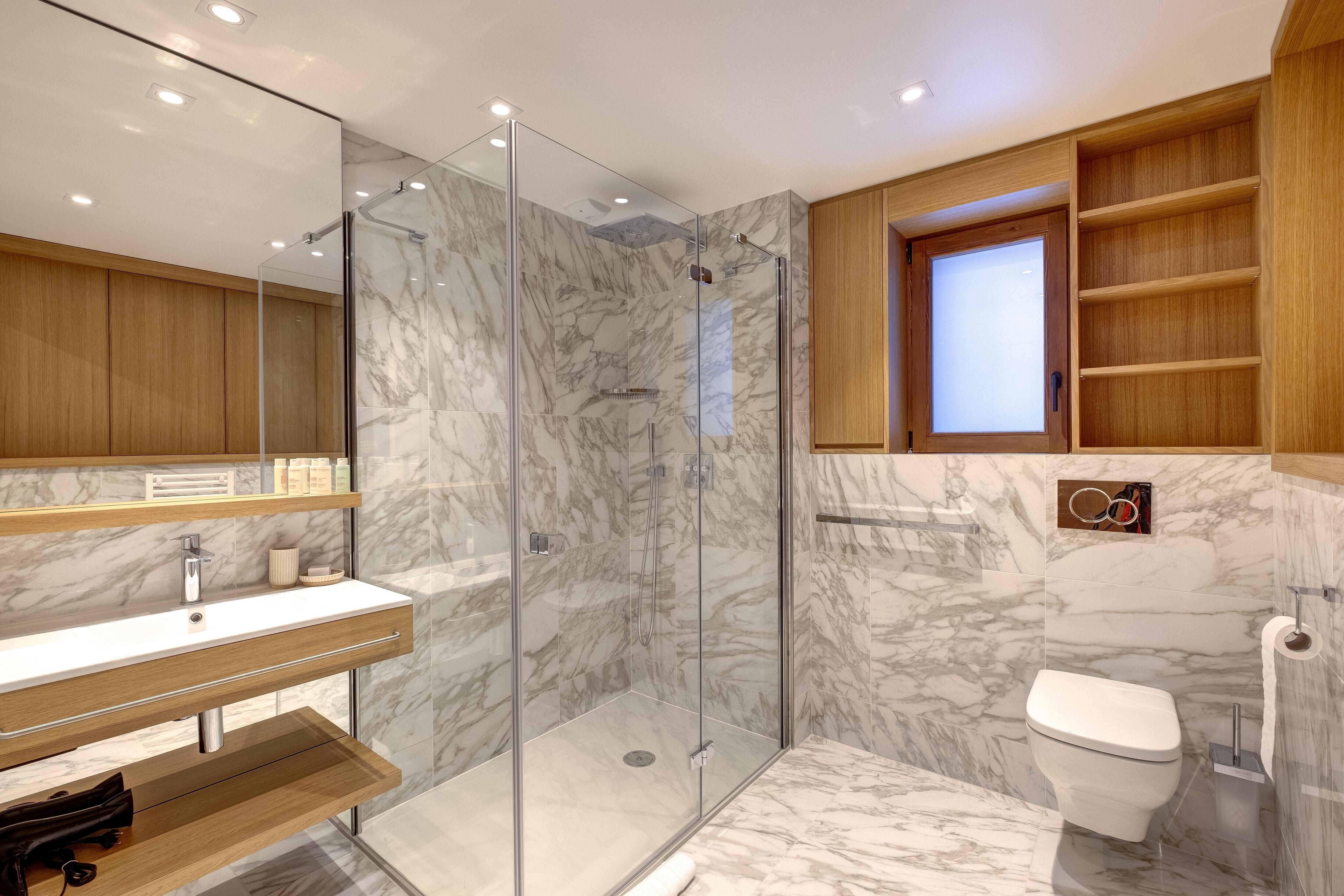 Chalet Belle Place 2 Gallery Image 2