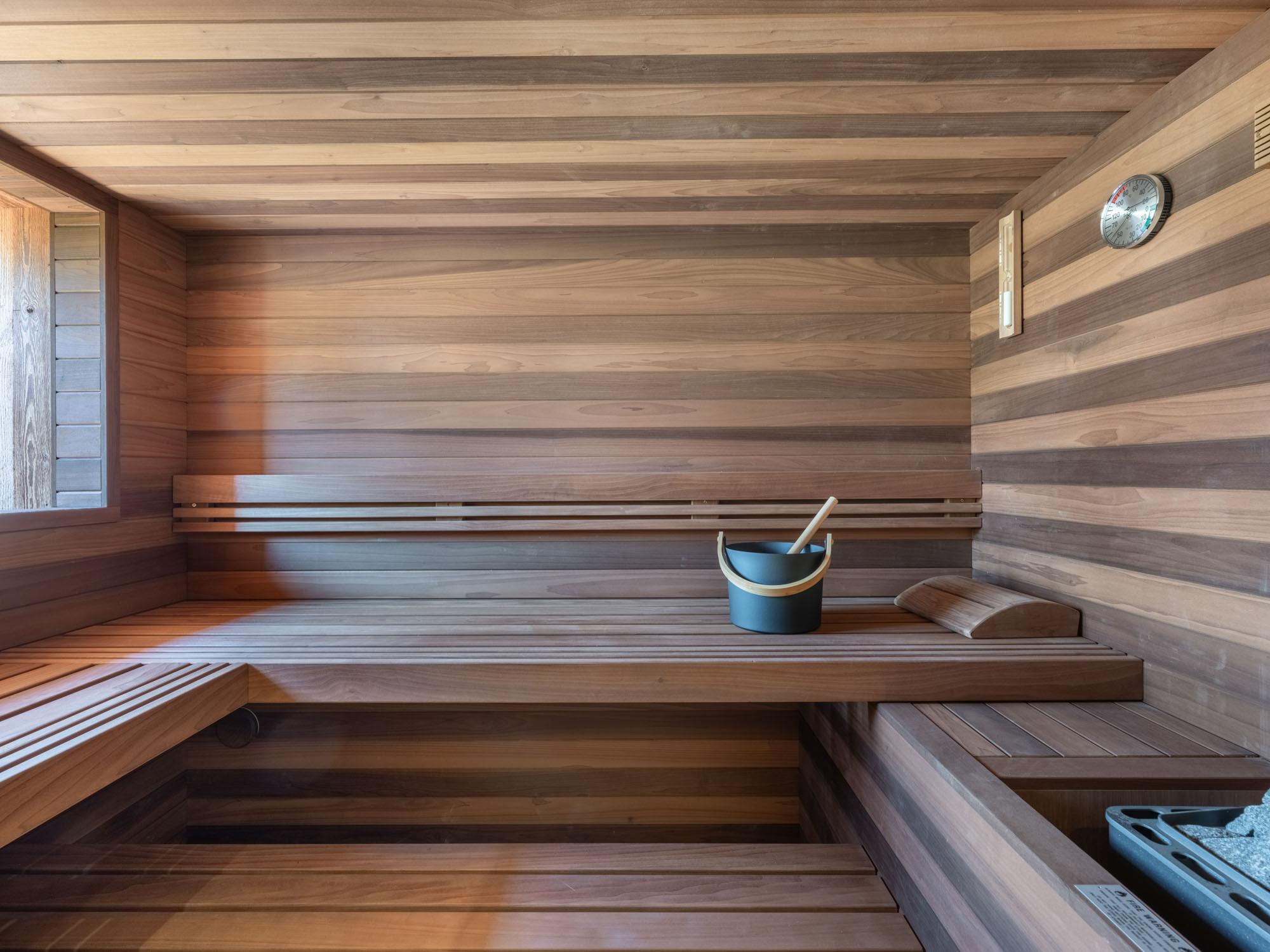 Chalet D'Ema Gallery Image 2