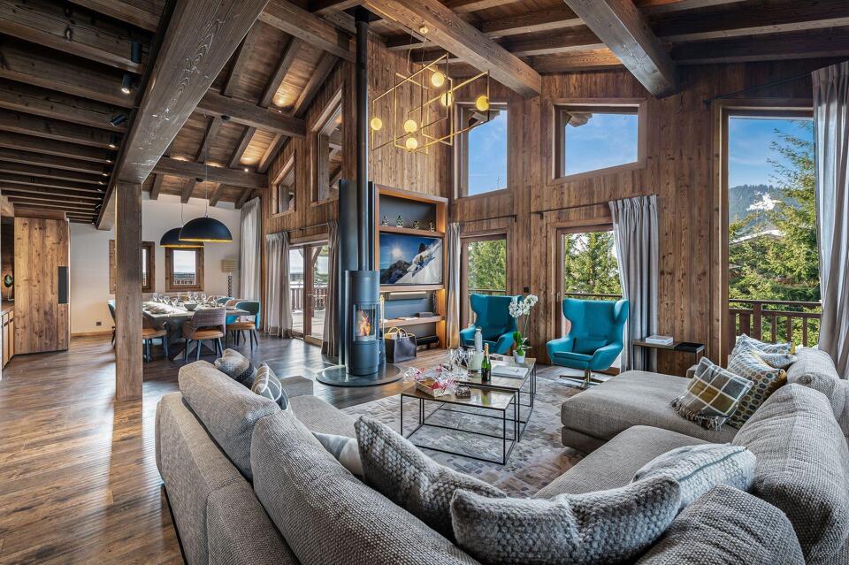 Chalet Divinity Gallery Image 3