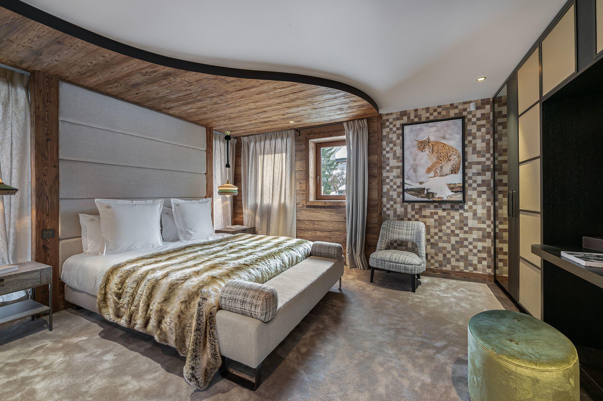 Chalet Divinity Gallery Image 1