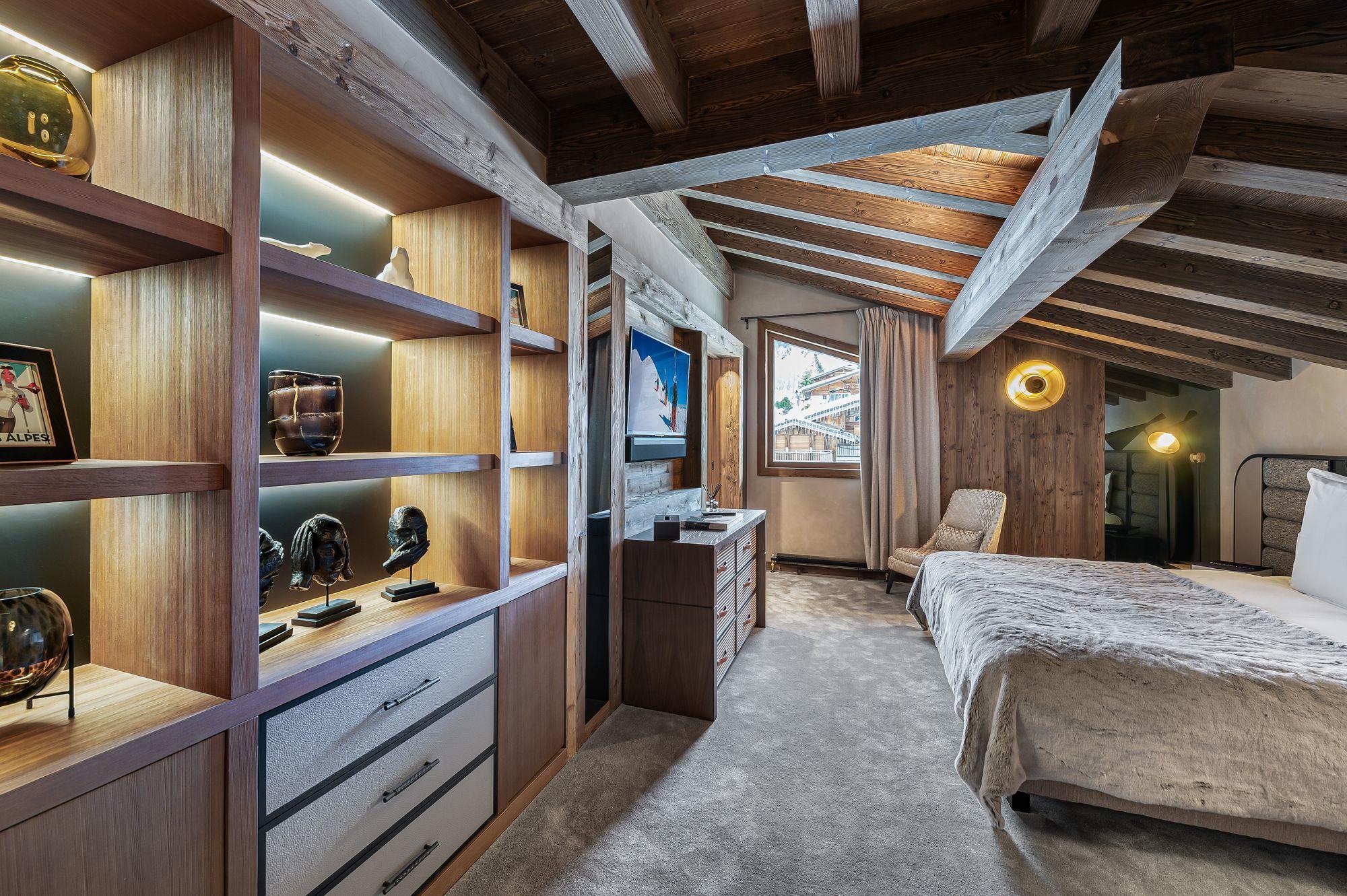 Chalet Divinity Gallery Image 3