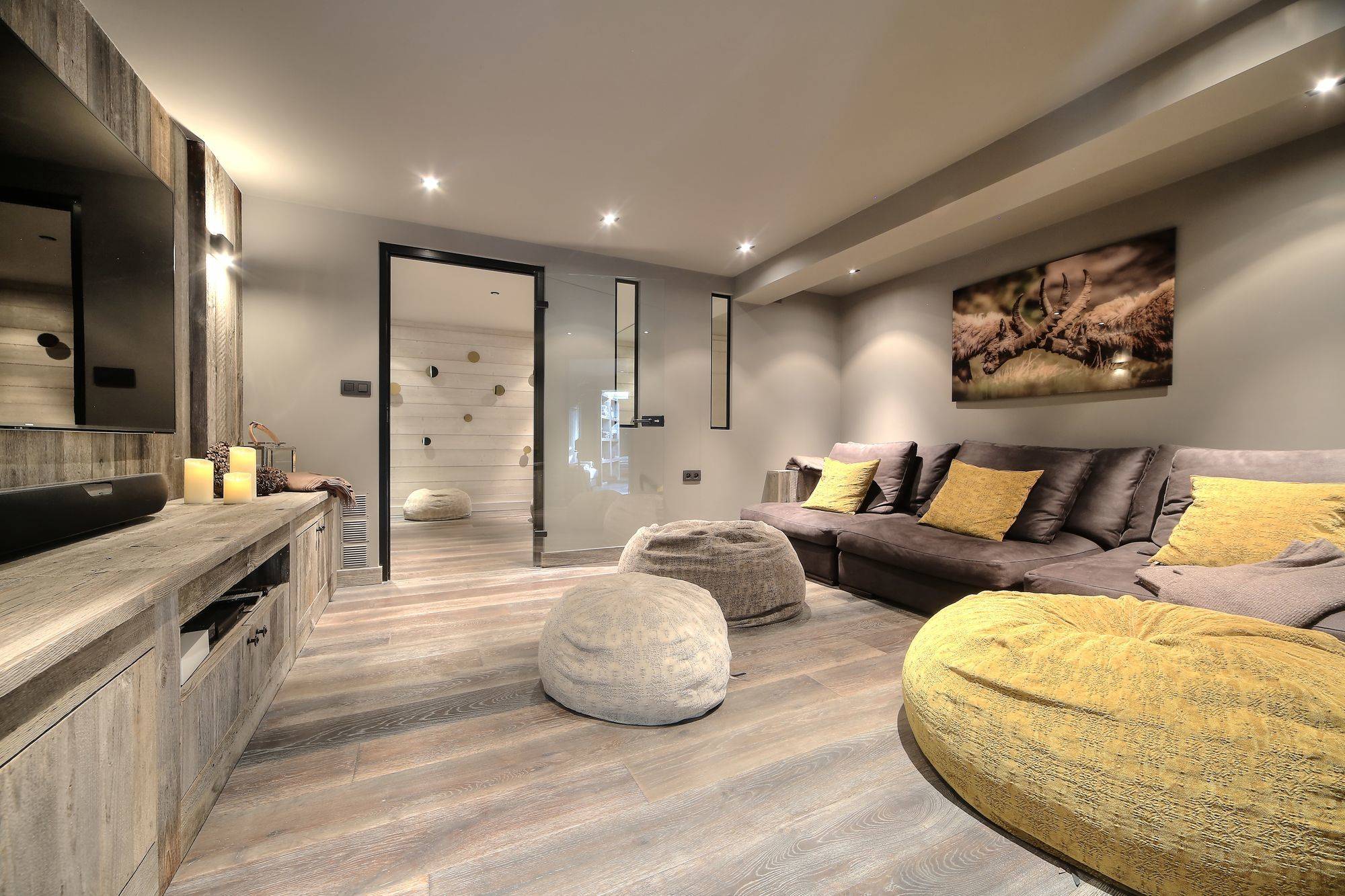 Chalet Eagle Gallery Image 6