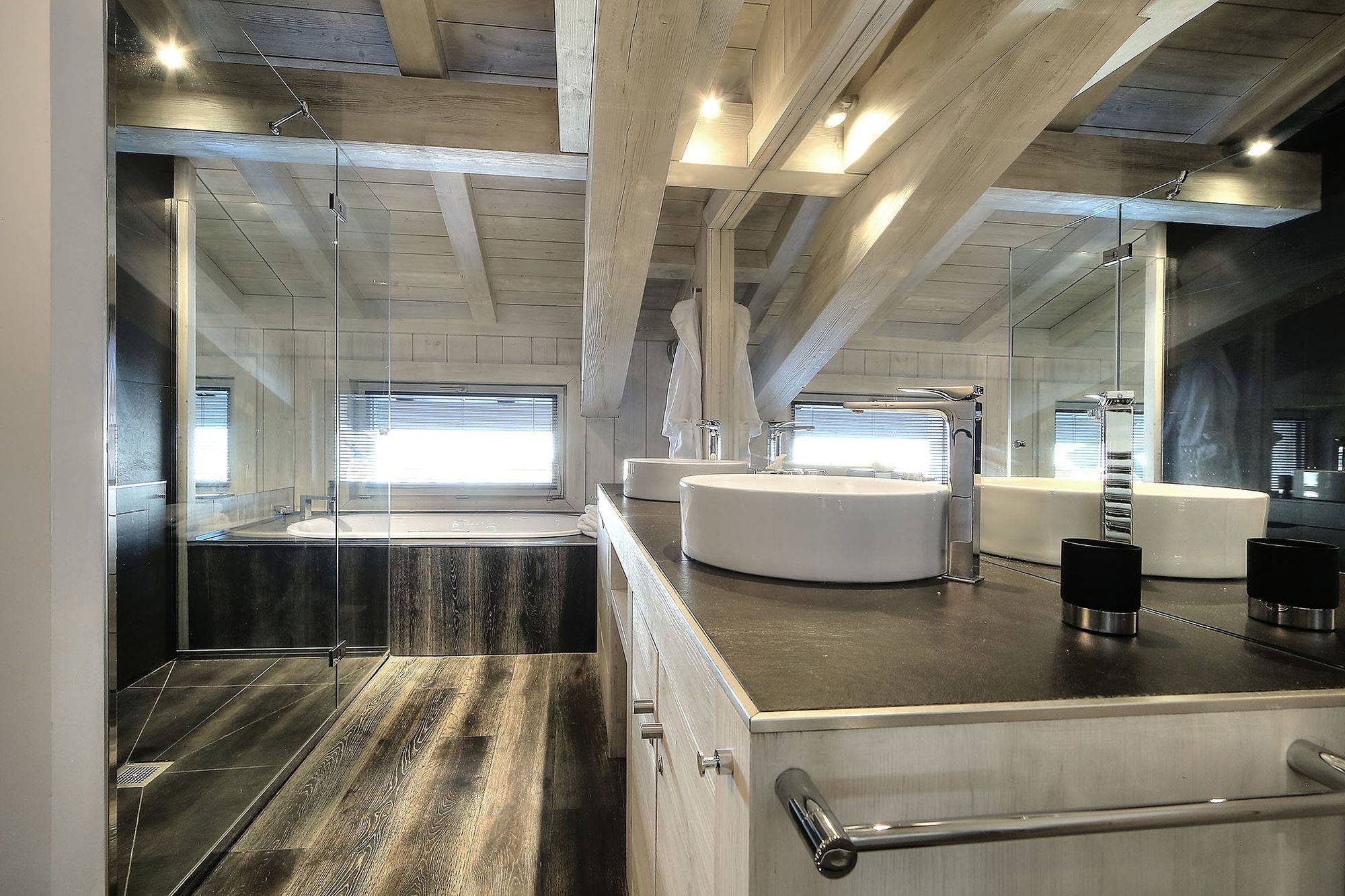 Chalet Eagle Gallery Image 4