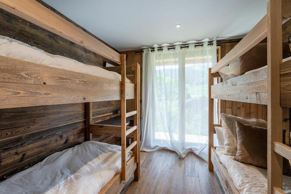 Chalet Eastwood Gallery Image 6