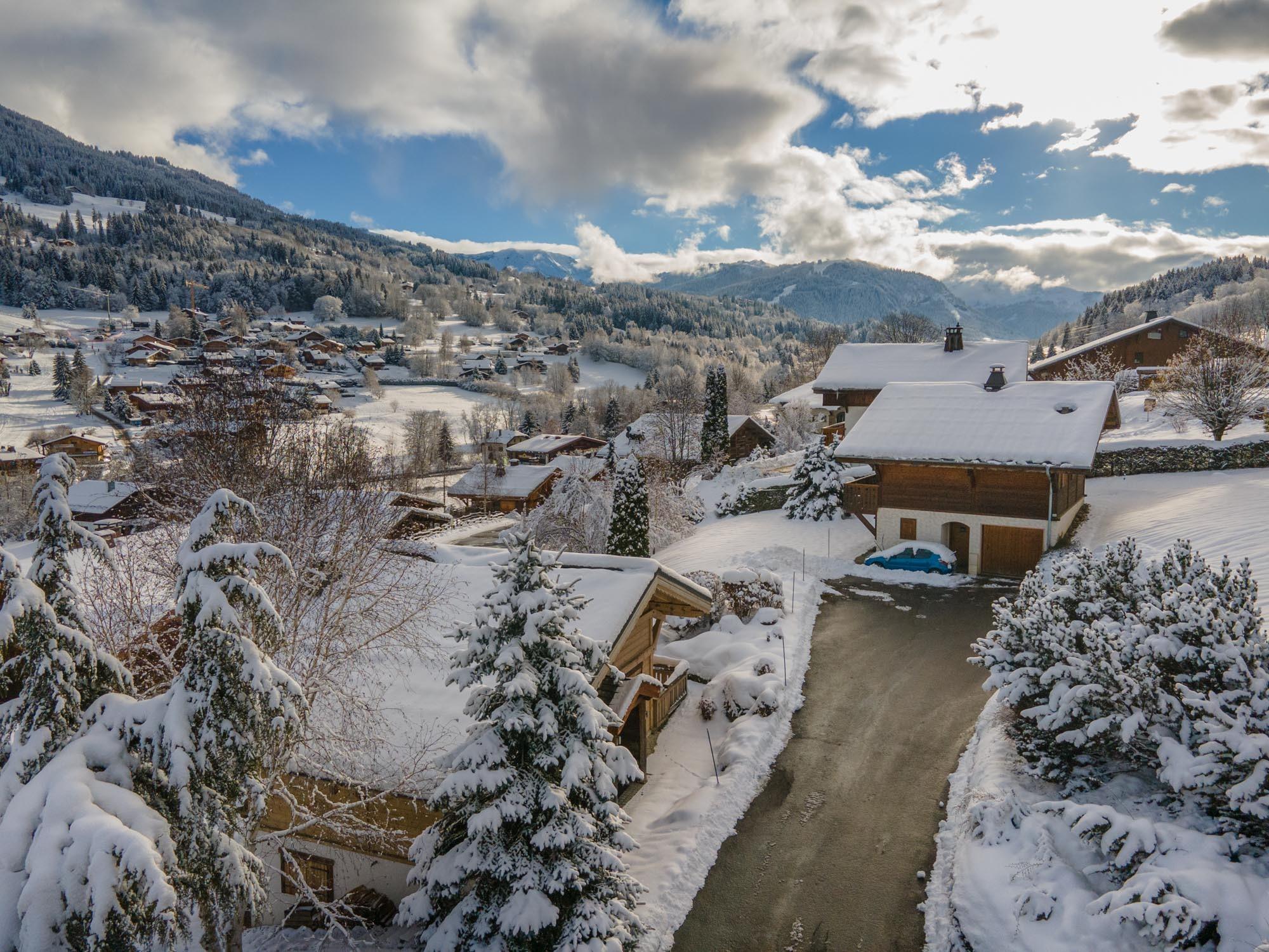 Chalet Eastwood Gallery Image 1