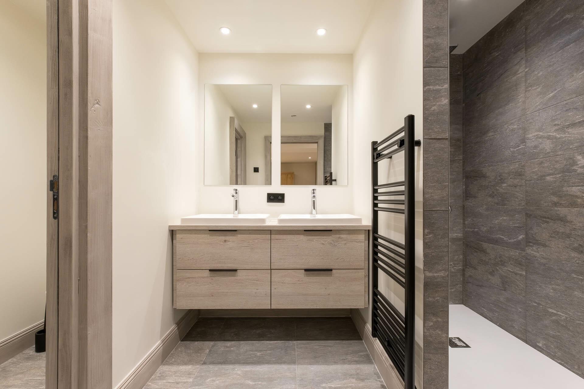 Chalet Edelston Gallery Image 6