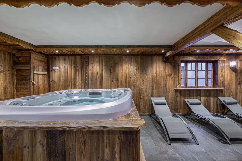 Chalet Etagne Gallery Image 1