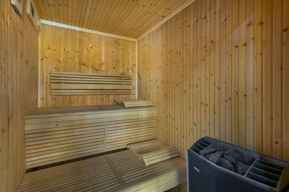 Chalet Face Nord Gallery Image 5