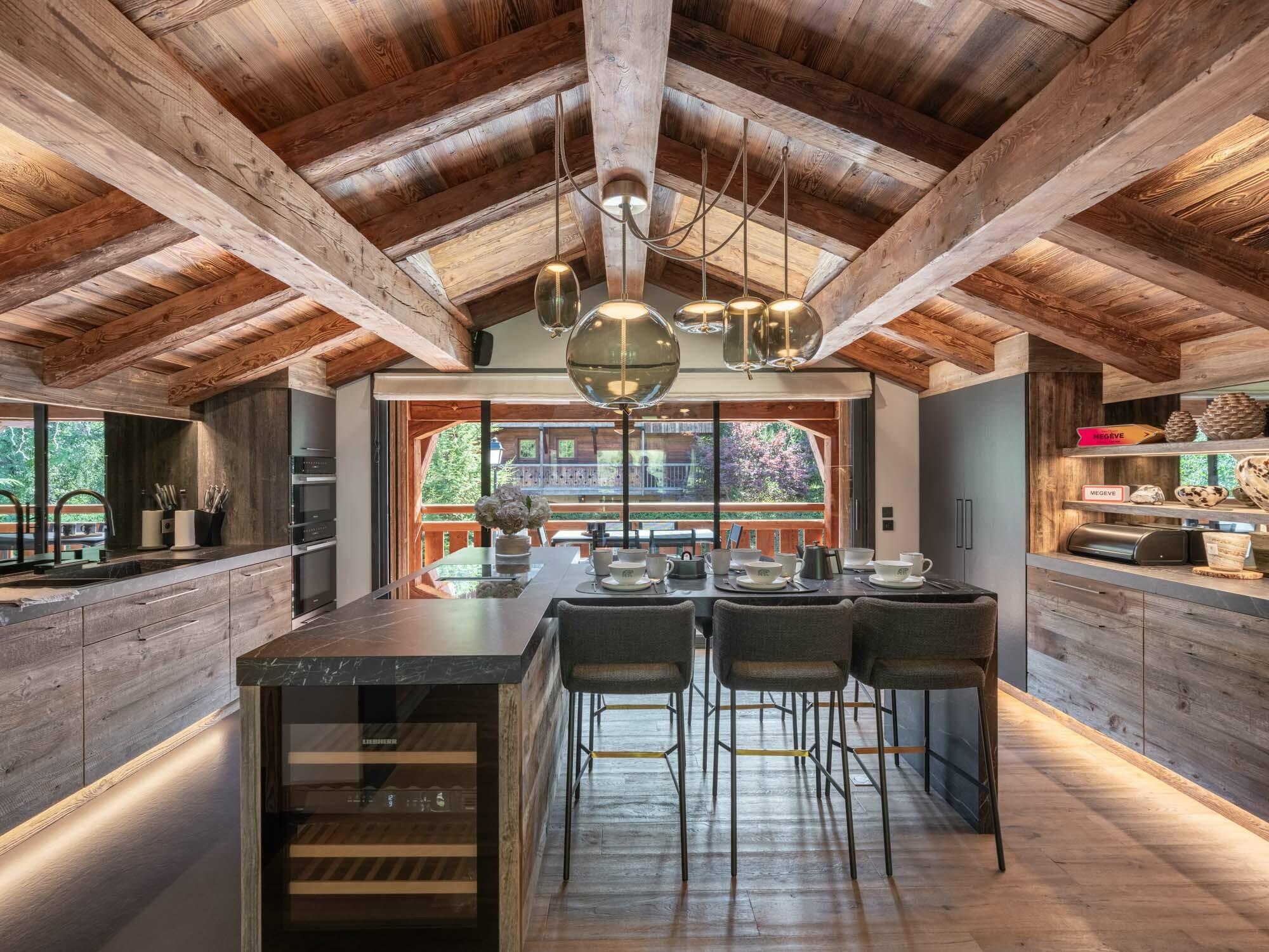 chalet-grizzly-image-9