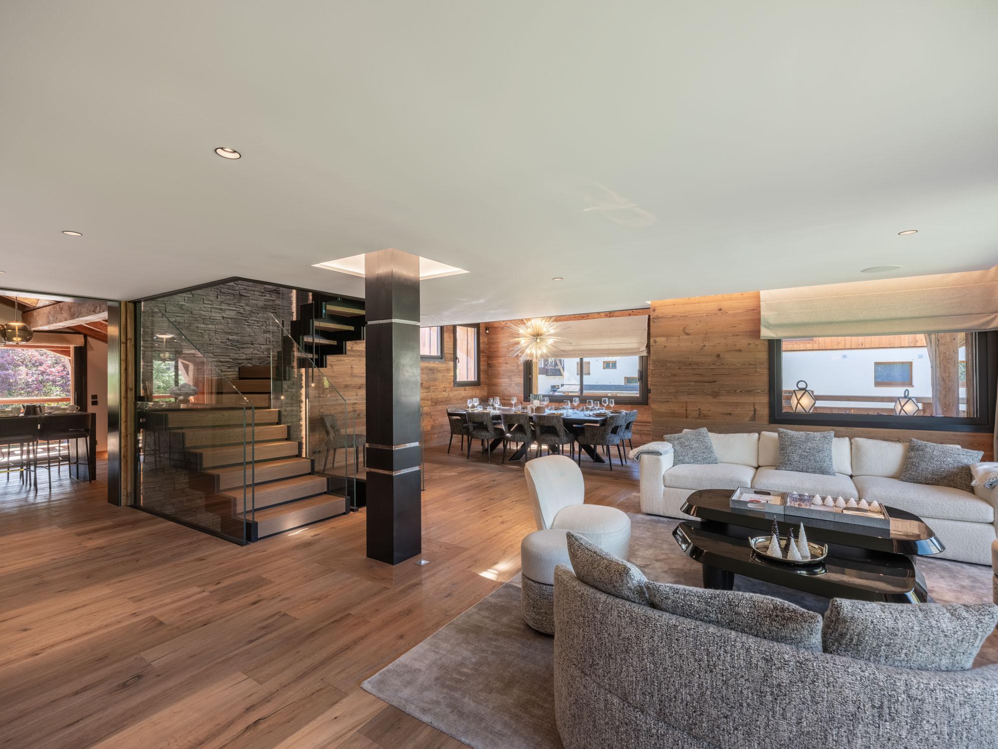 Chalet Grizzly Gallery Image 6