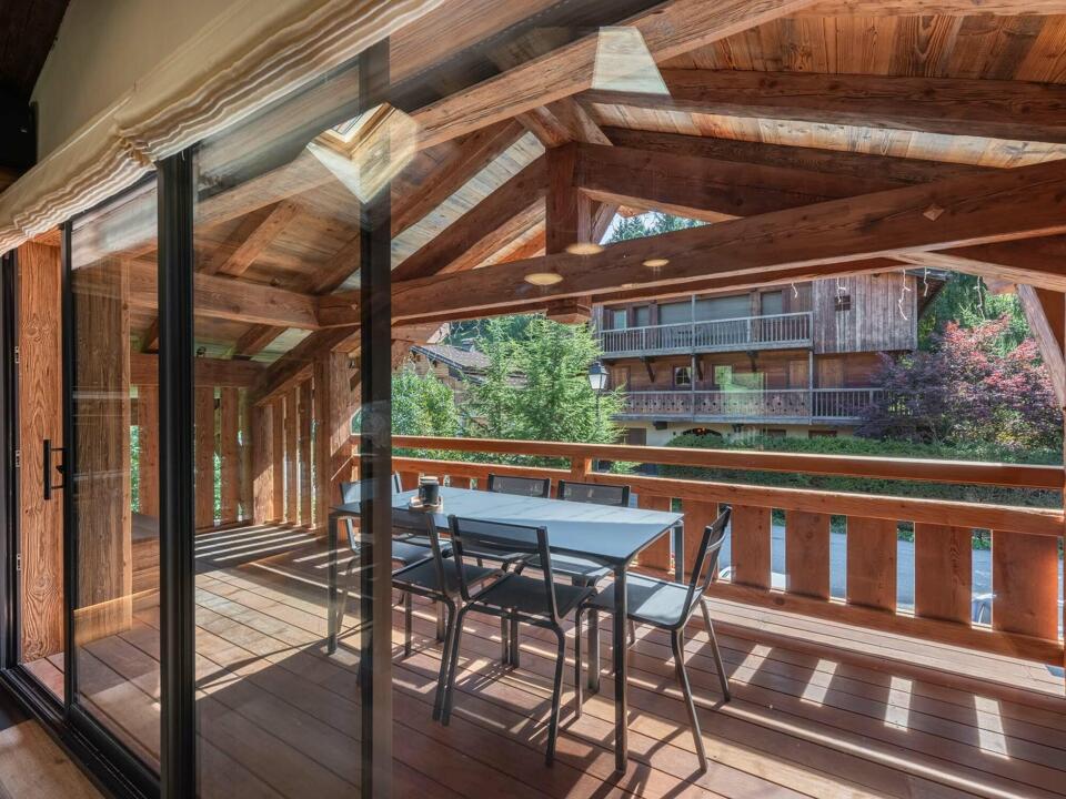 Chalet Grizzly Gallery Image 6