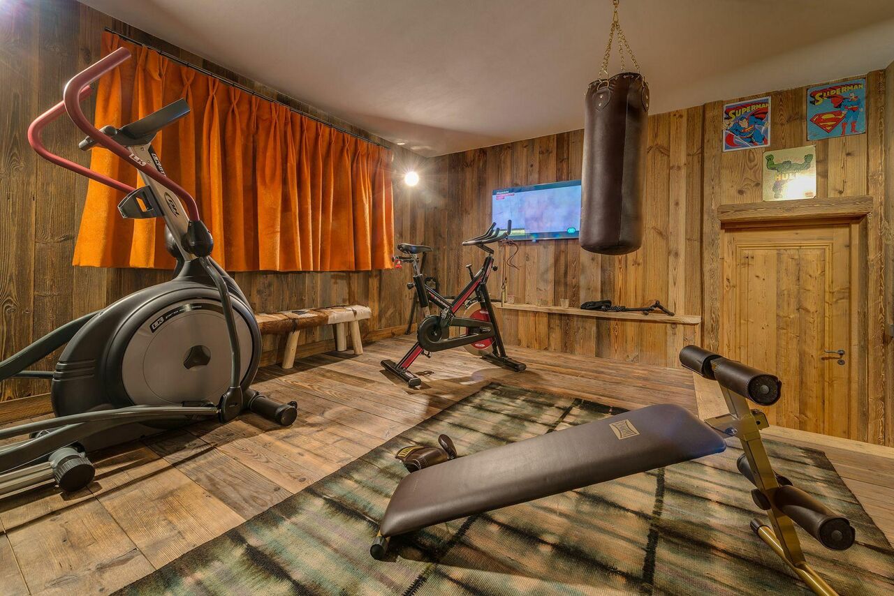 chalet-husky-image-5