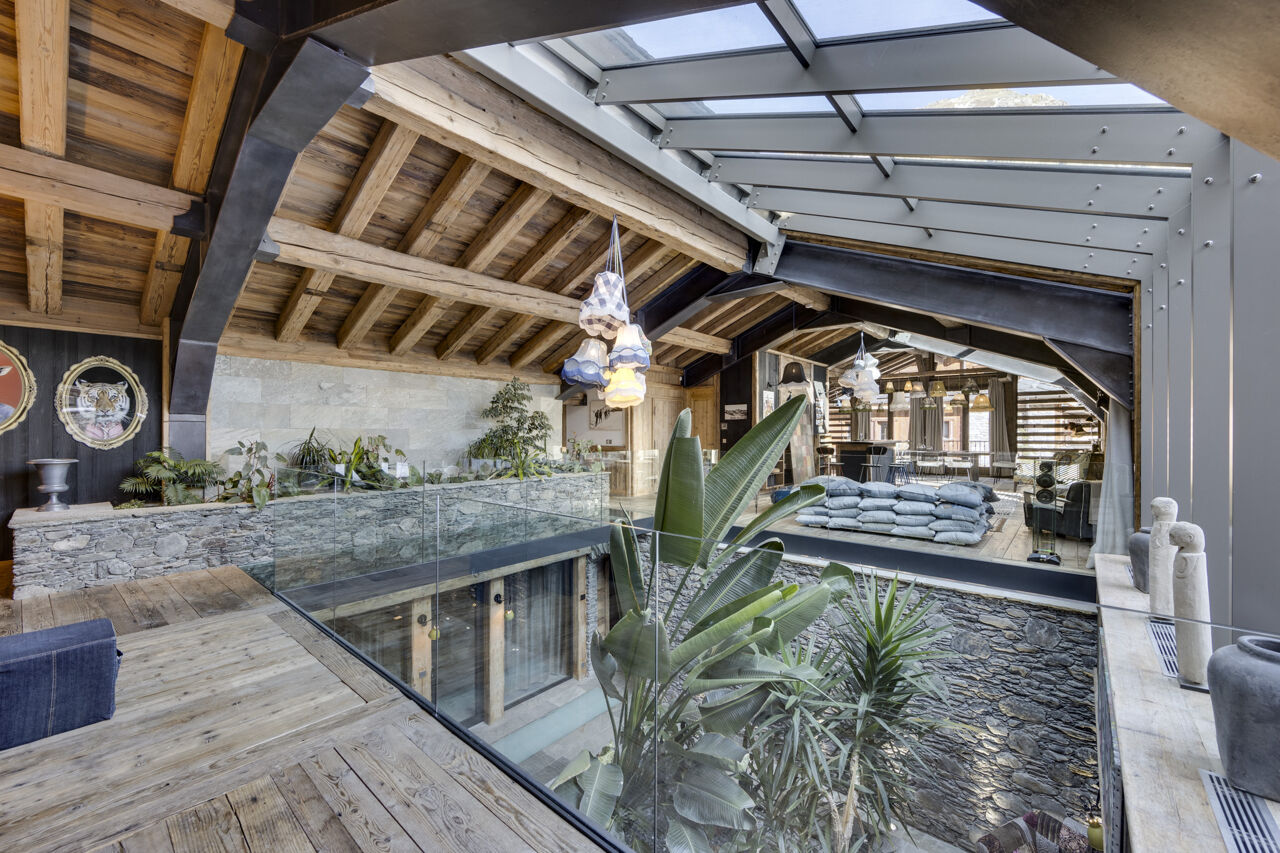 chalet-husky-image-9