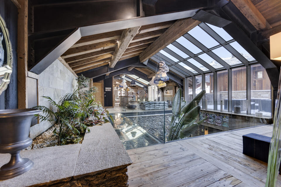 Chalet Husky Gallery Image 4