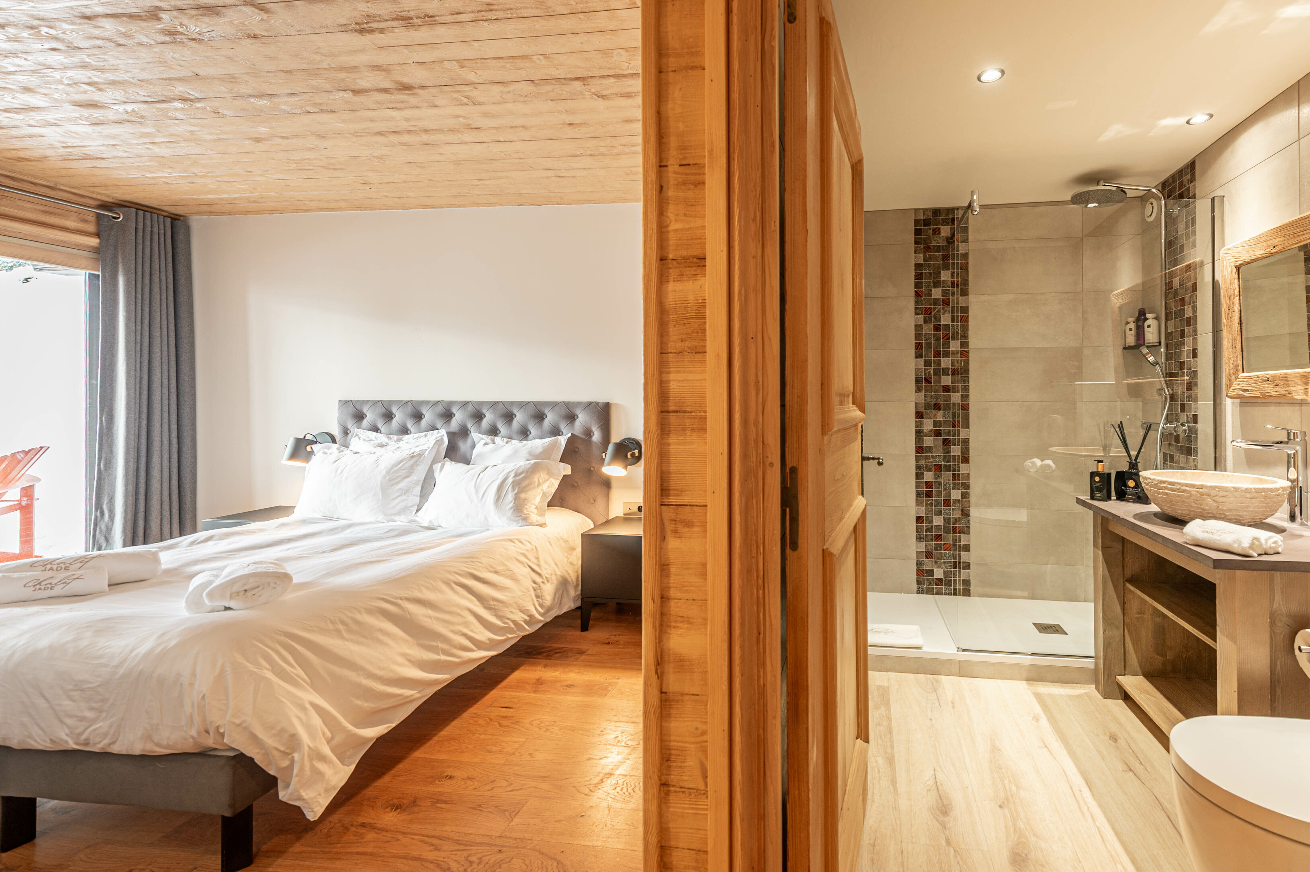 Chalet Jade Gallery Image 1